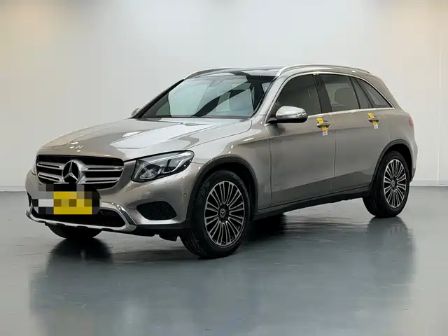 MERCEDES-BENZ GLC