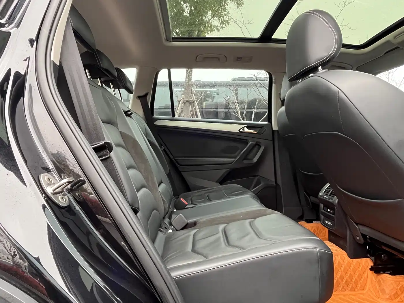 Volkswagen Tiguan L 2021 330TSI Automatic 2WD Smart фото 9