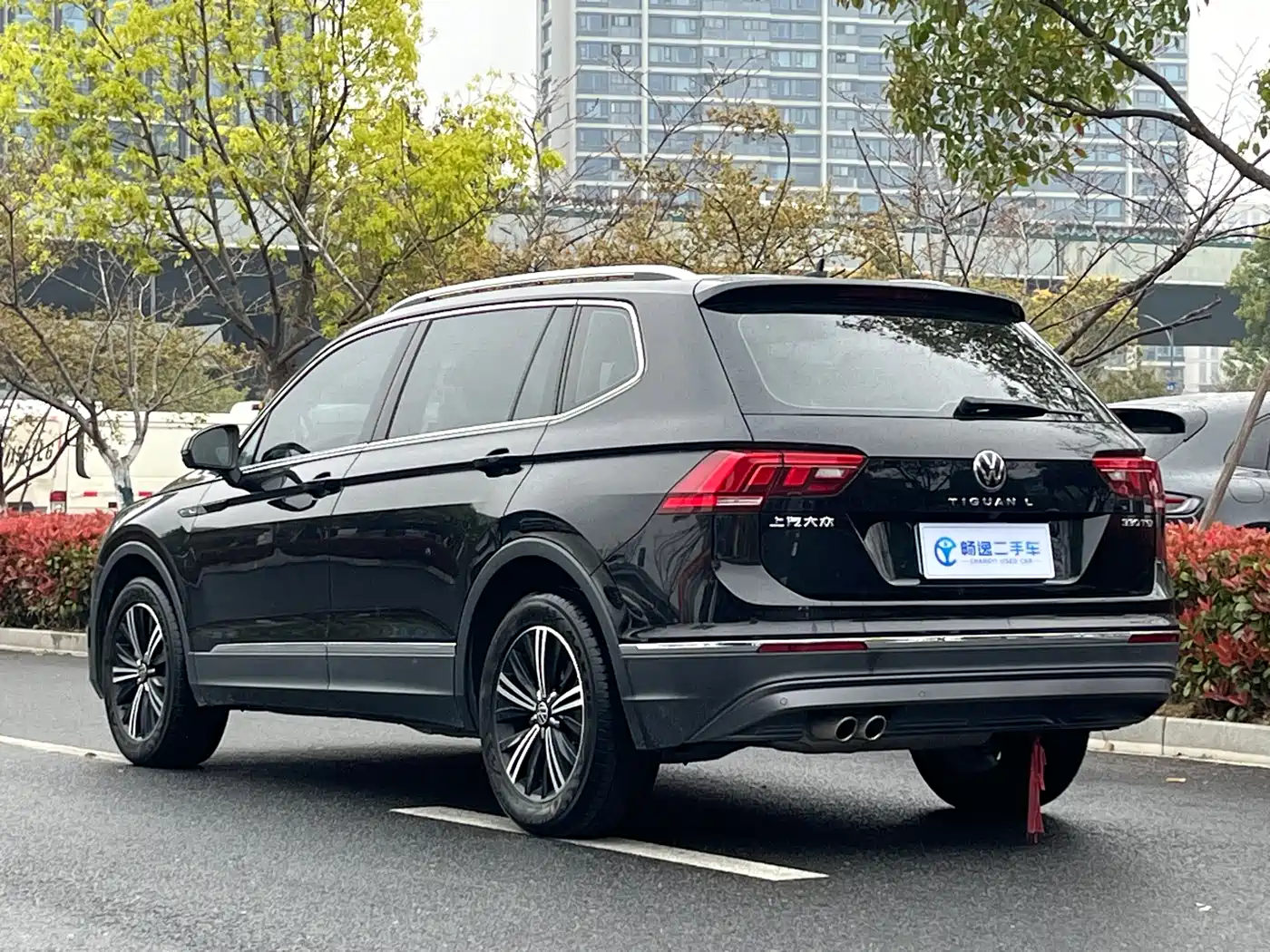 Volkswagen Tiguan L 2021 330TSI Automatic 2WD Smart фото 20