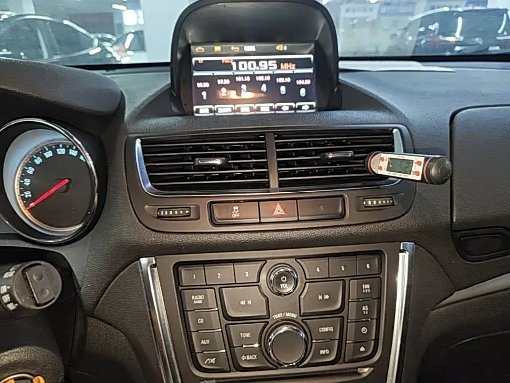 Фото 13 - Buick Encore