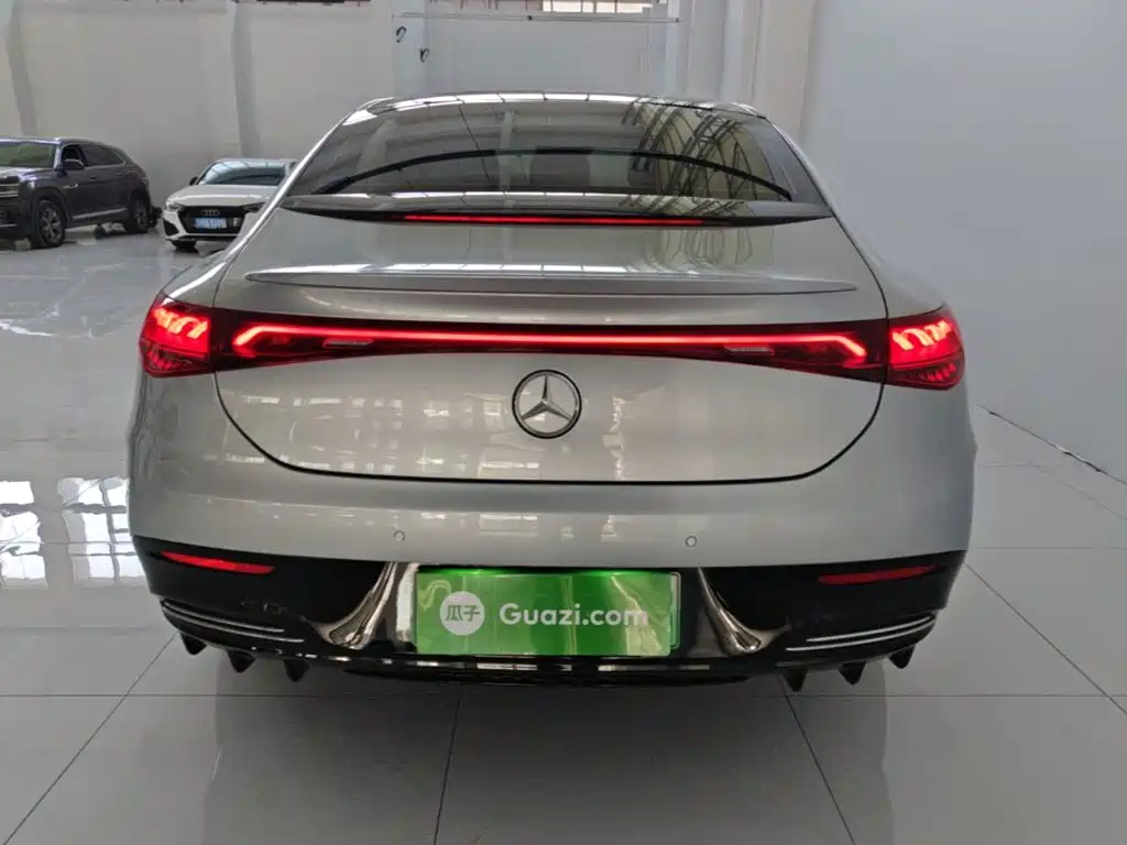 Фото 6 - Mercedes-Benz EQE
