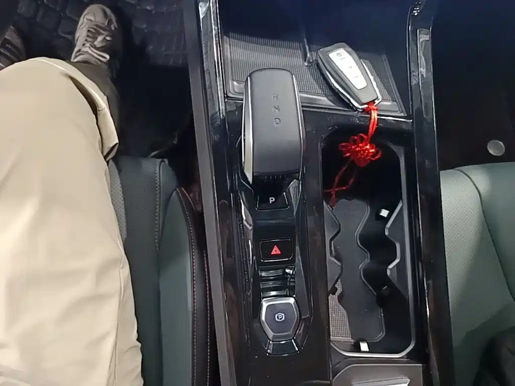 Geely Boyue 2025 2024 1.5TD Smart Connect+