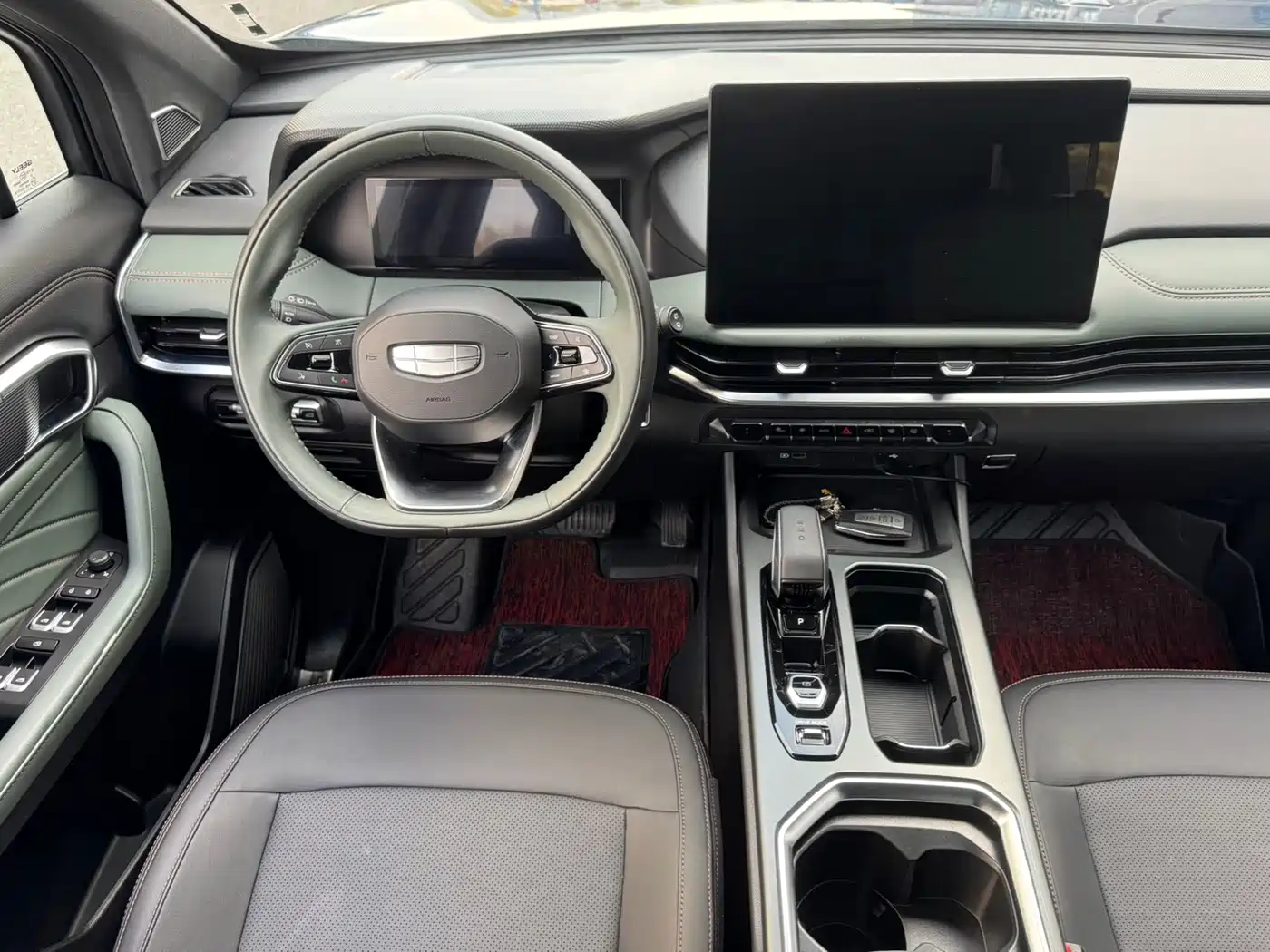 Geely Haoyue L 2025 2024 Model 2.0T DCT Premium