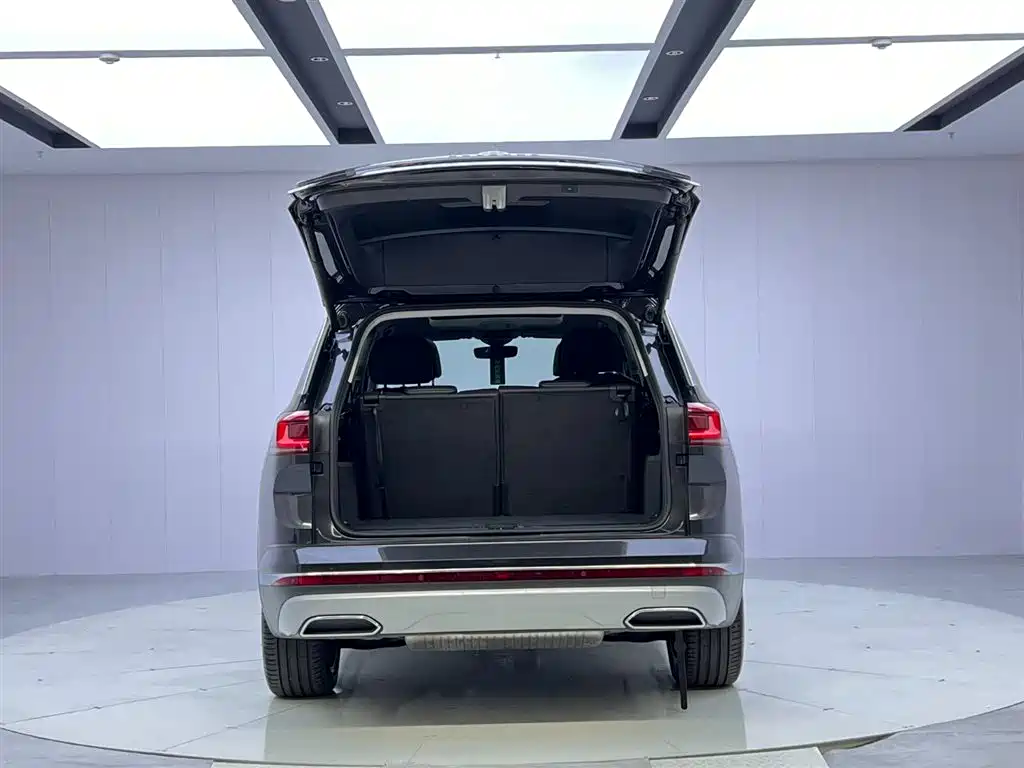 Volkswagen Talagon 2023 Facelift 380TSI 4WD Luxury Premium Pro Edition 6-Seater фото 9