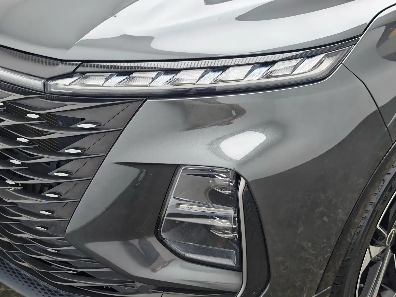 Photo 8 - Roewe RX5 MAX