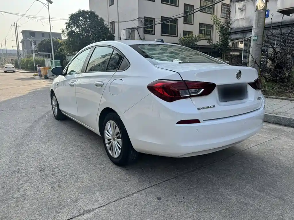 Фото 5 - Buick Excelle