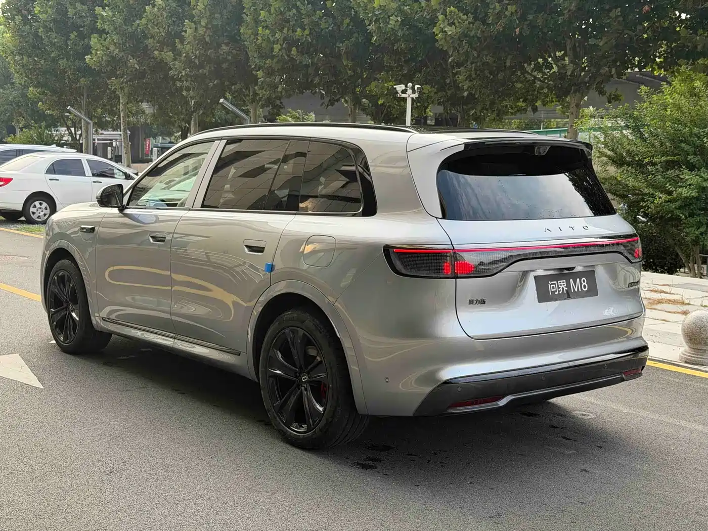 2026 AITO Wenjie AITO M8