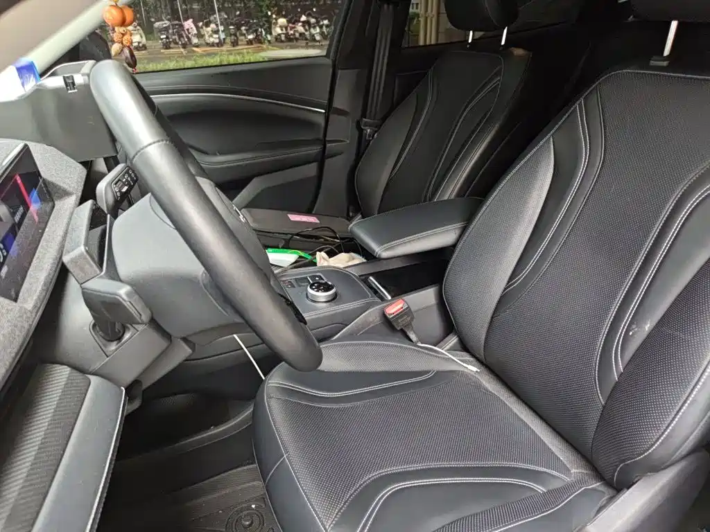 Ford Mustang Mach-E 2022 2021 Boundless RWD Luxury (Long Range)