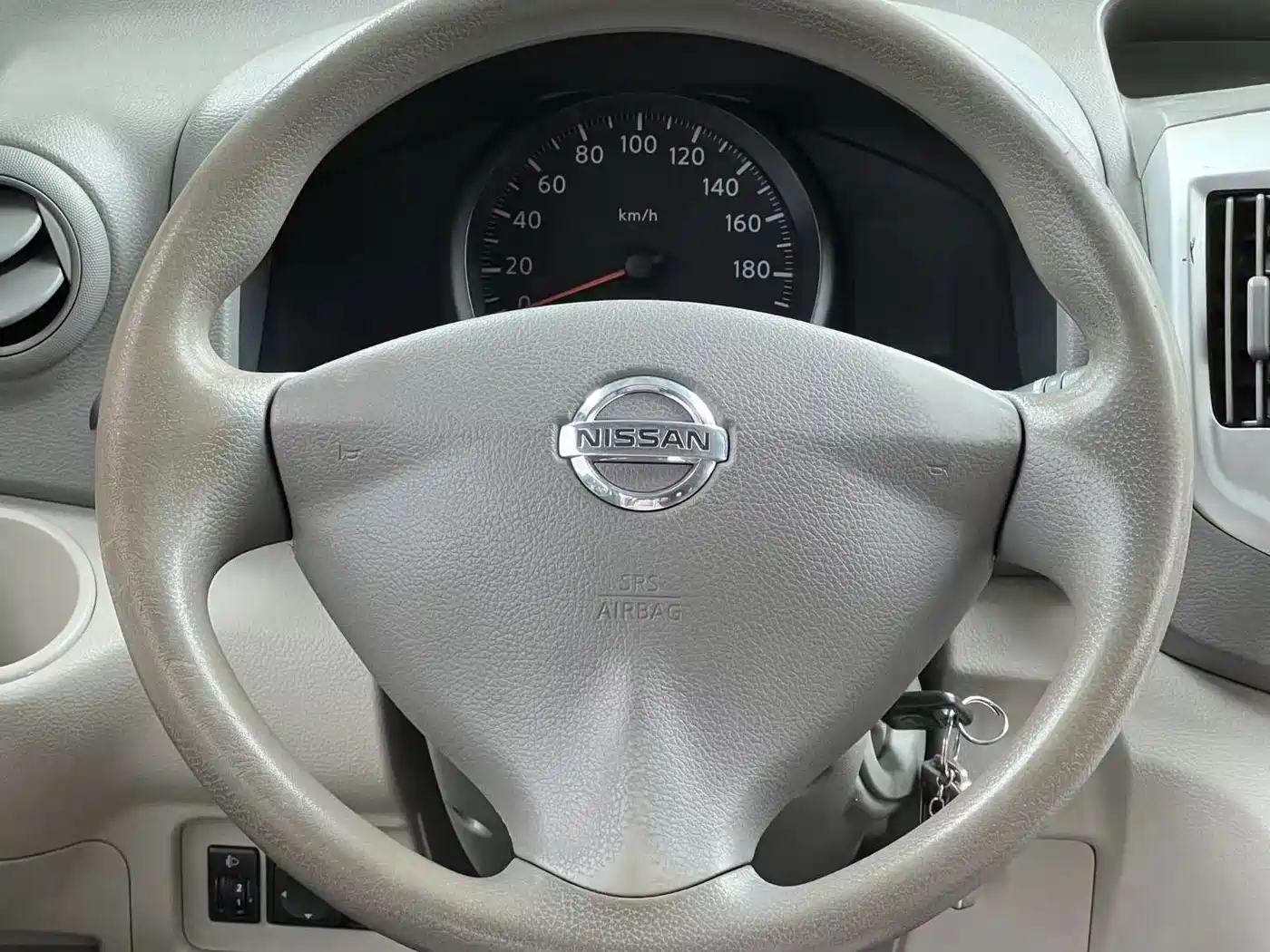 Nissan NV200 2016 2016 Facelift 1.6L CVT Luxury