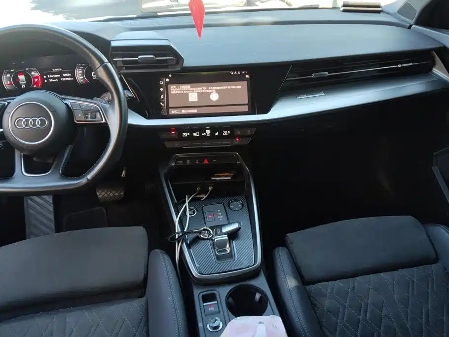 Фото 13 - Audi A3