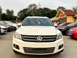 Фото 2 - Volkswagen Tiguan