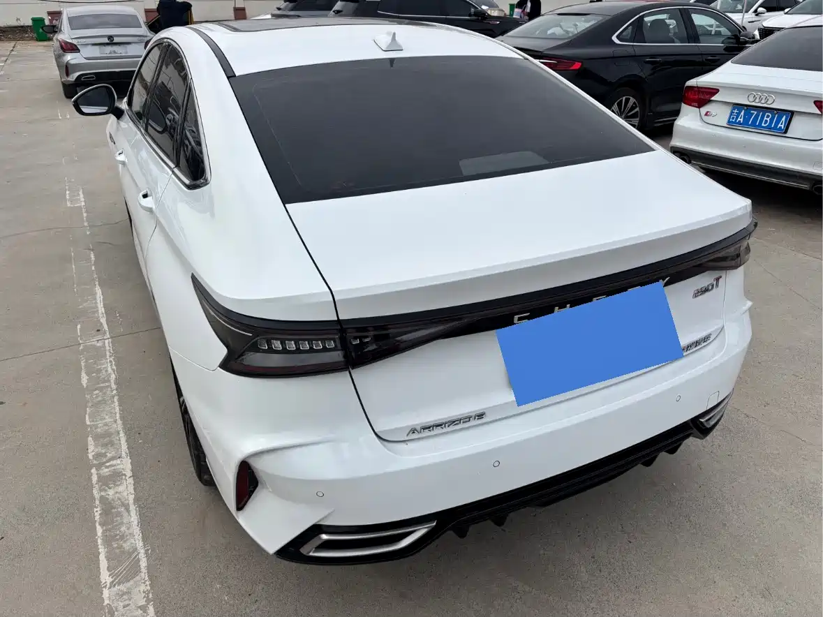 CHERY ARRIZO 8