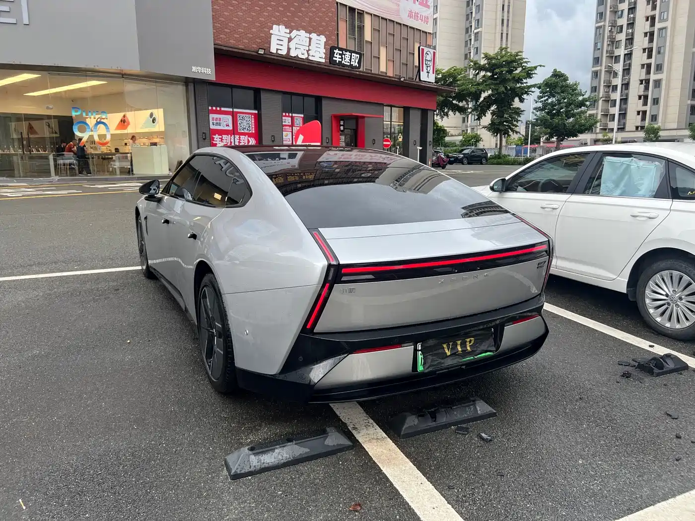 XPeng P7 2025