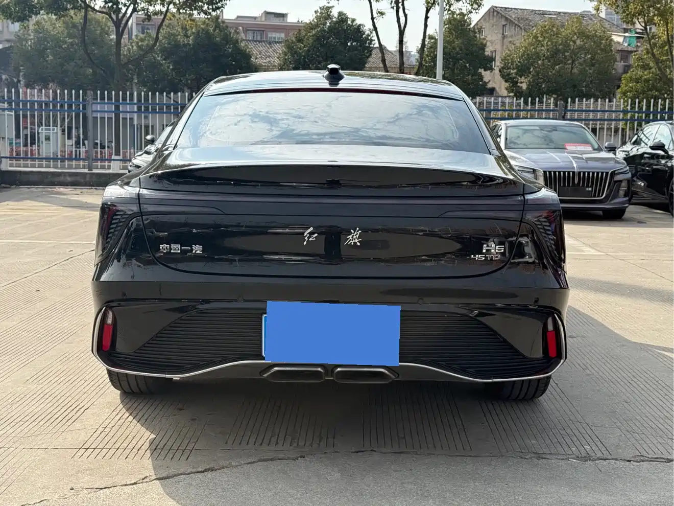 Hongqi H6 2023 2.0T Premium Edition фото 5