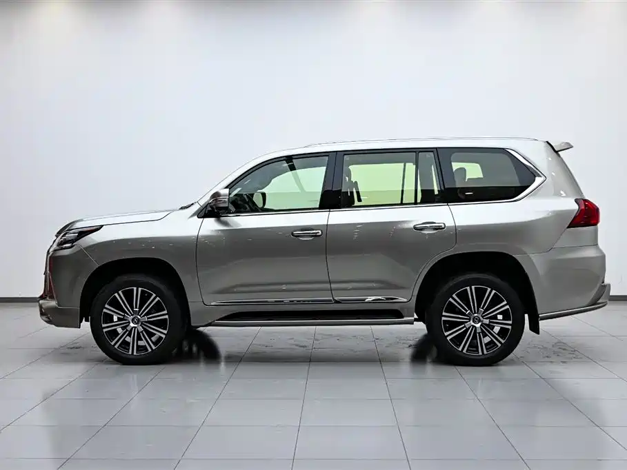 Lexus LX 2017 570 Prestige Luxury фото 5