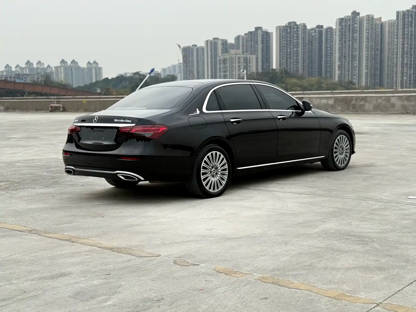 Mercedes-Benz E-Class 2023 Facelift E 300 L Luxury фото 9
