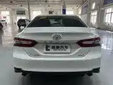 Фото 5 - Toyota Camry
