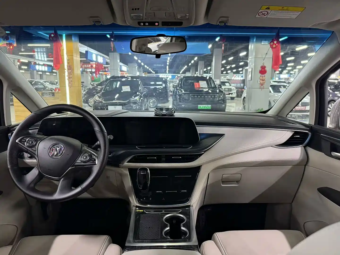 Фото 5 - Buick GL8