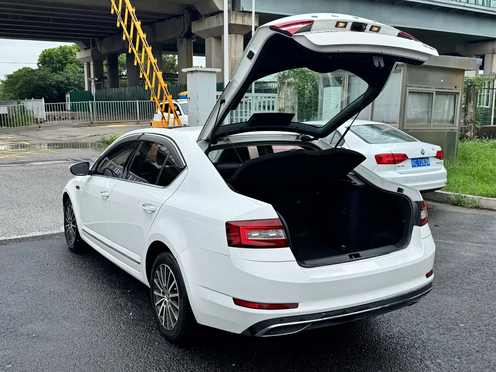 Фото 12 - Škoda Octavia