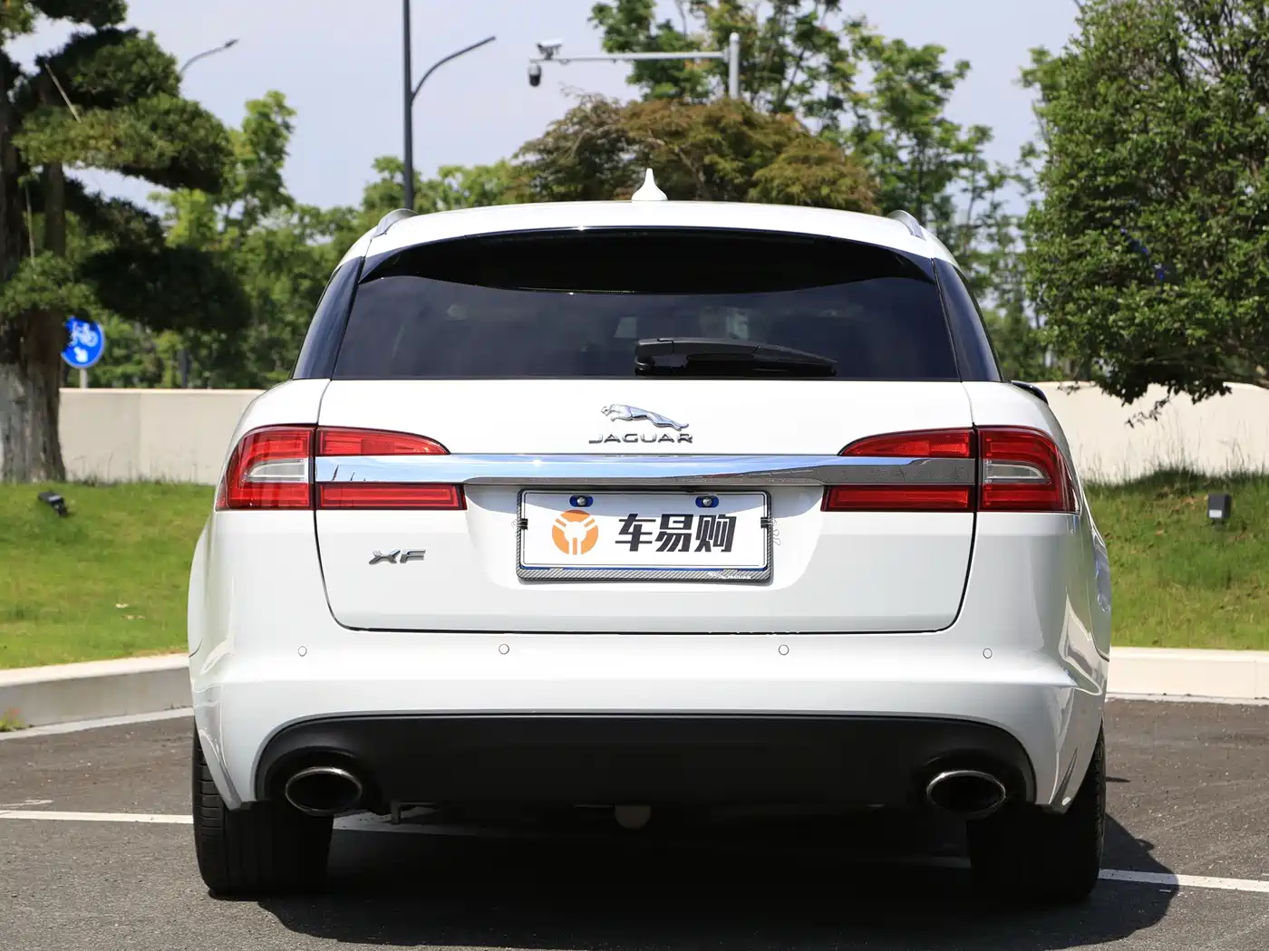 Jaguar XF 2016 2015 XF 2.0T Sportbrake Luxury Edition