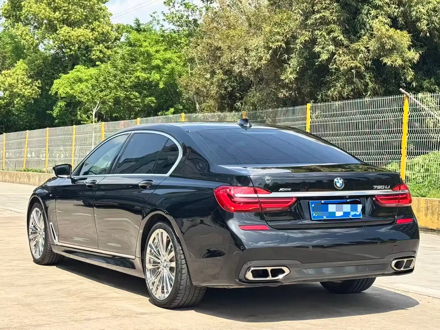 BMW 7 Series 2018 740Li Leading Type M Sport Package фото 3