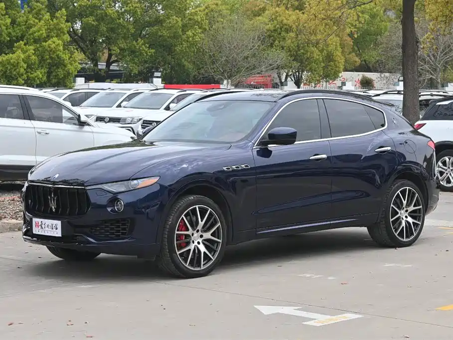 MASERATI LEVANTE