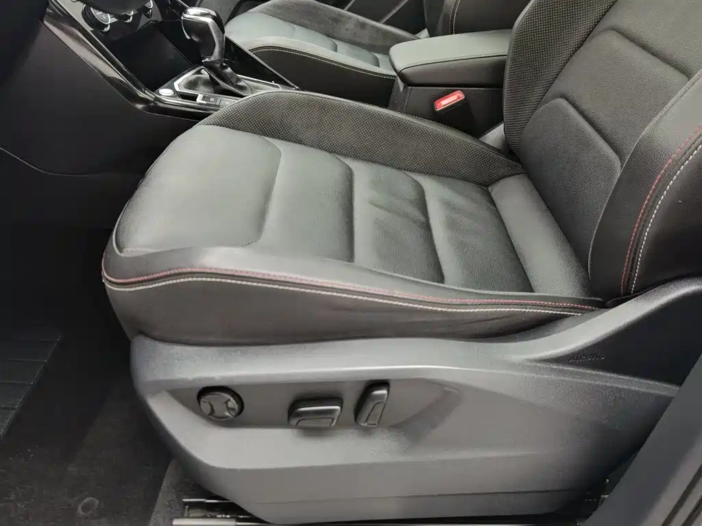 Volkswagen Tayron 2019 330TSI 2WD Luxury China V фото 20
