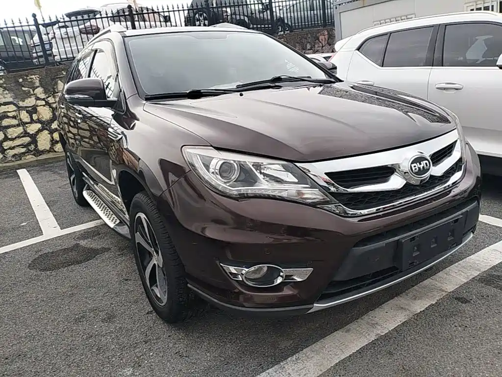 2017 BYD S7