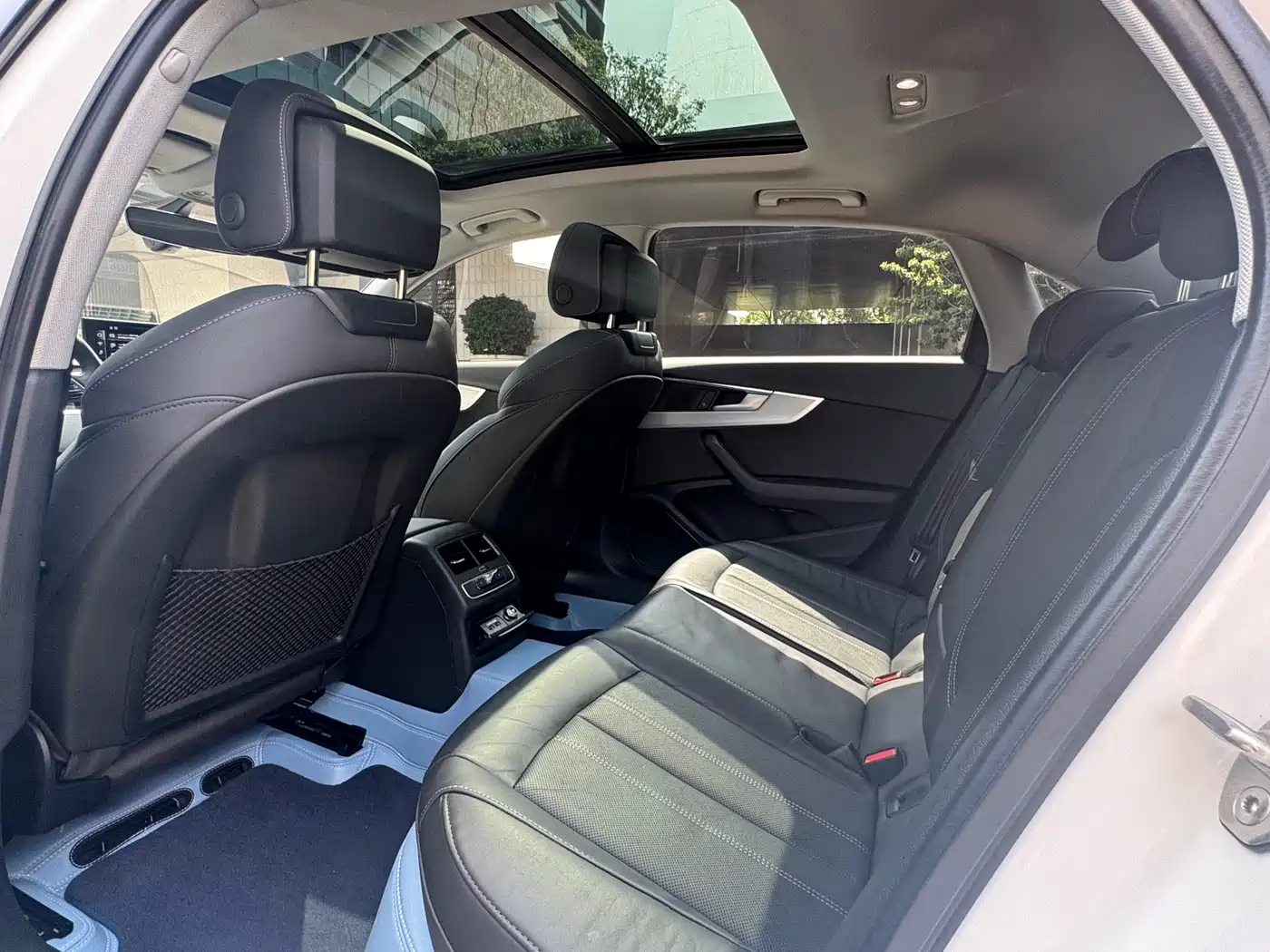 Audi A4L 2020 40 TFSI Luxury Dynamic фото 11