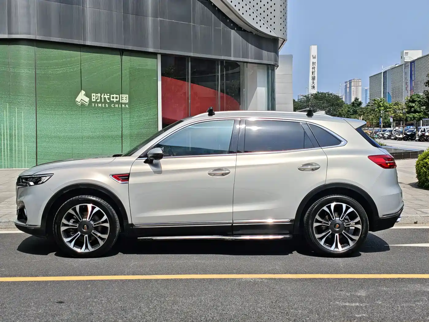 Hongqi HS5 2019 2.0T Smart Connect Enjoy 4WD Edition фото 19