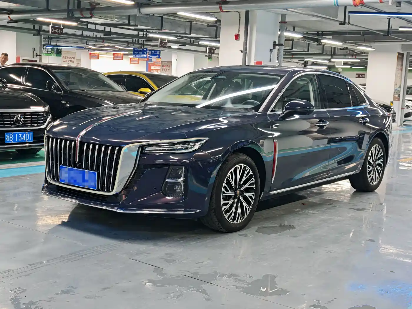 Фото 1 - Hongqi H5