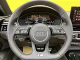 Photo 17 - Audi S4