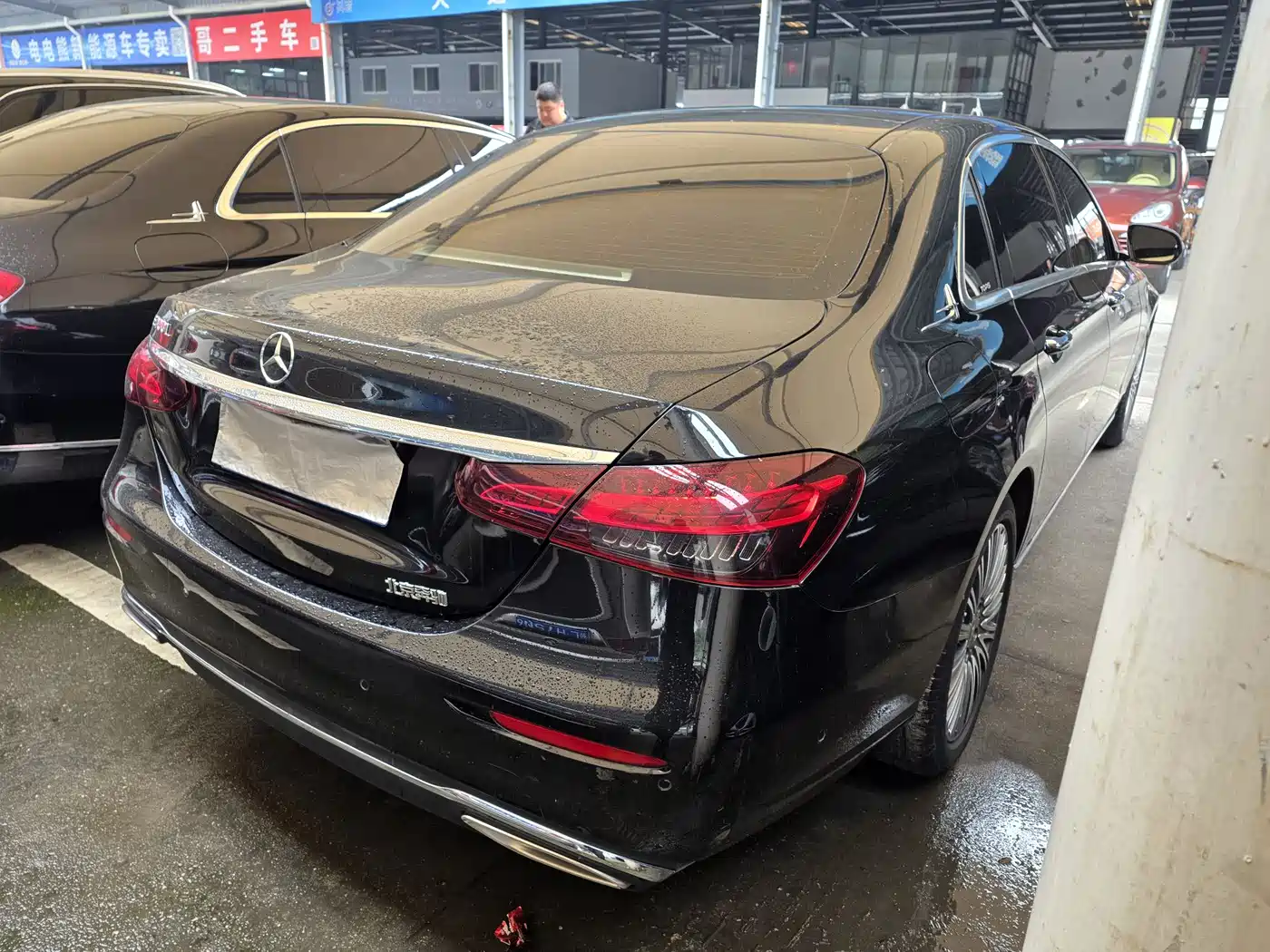 MERCEDES-BENZ E CLASS