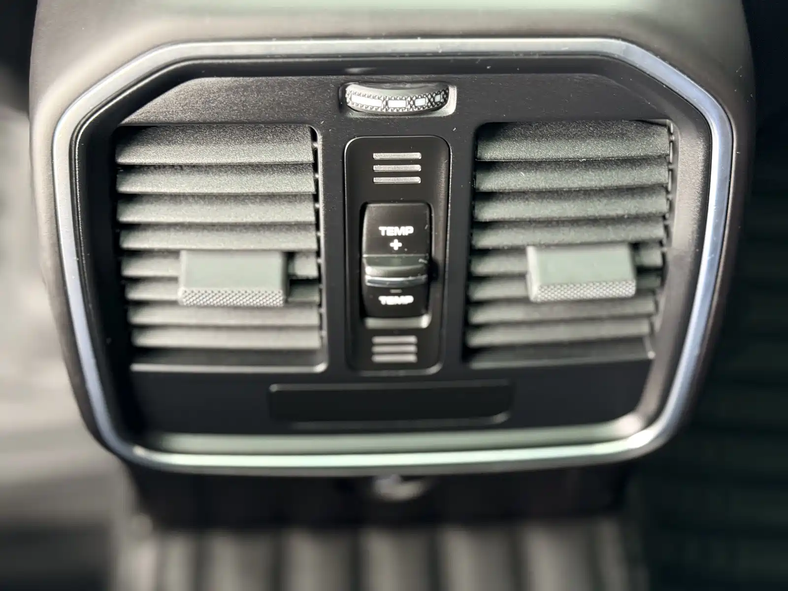 Фото 17 - Porsche Macan