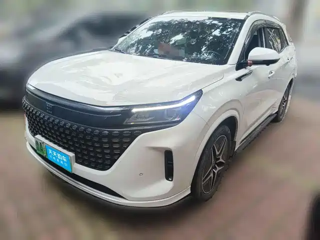 Landian E5 2023 1.5L DE-i 100KM Premium 7-Seater — фото 1