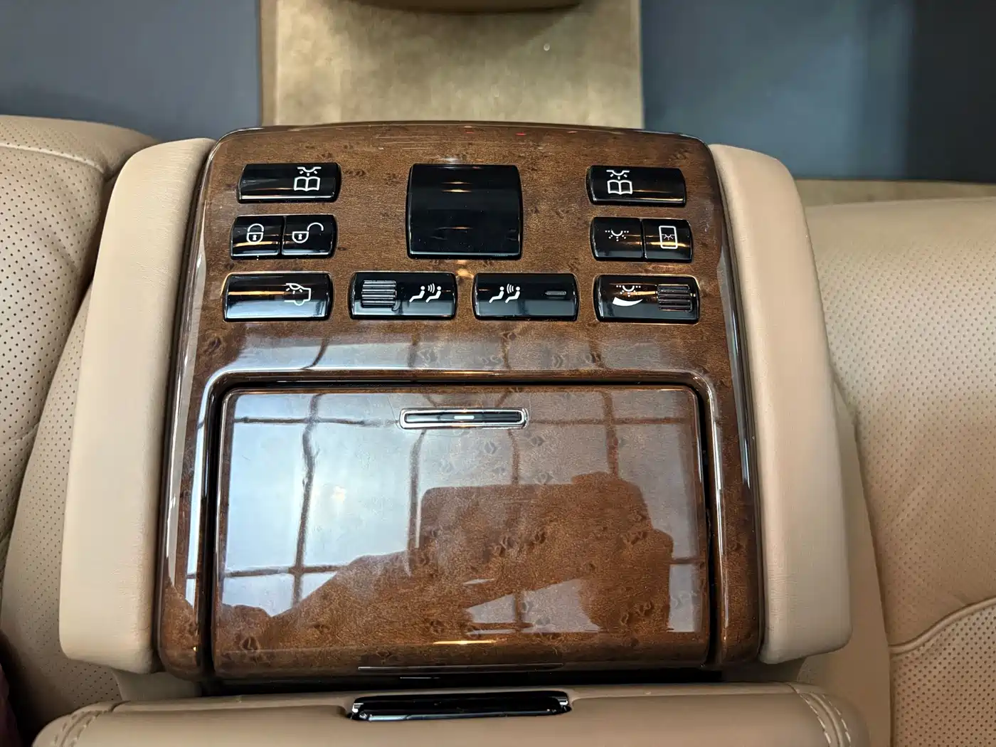 Maybach Maybach 2013 2011 6.0T 62 S
