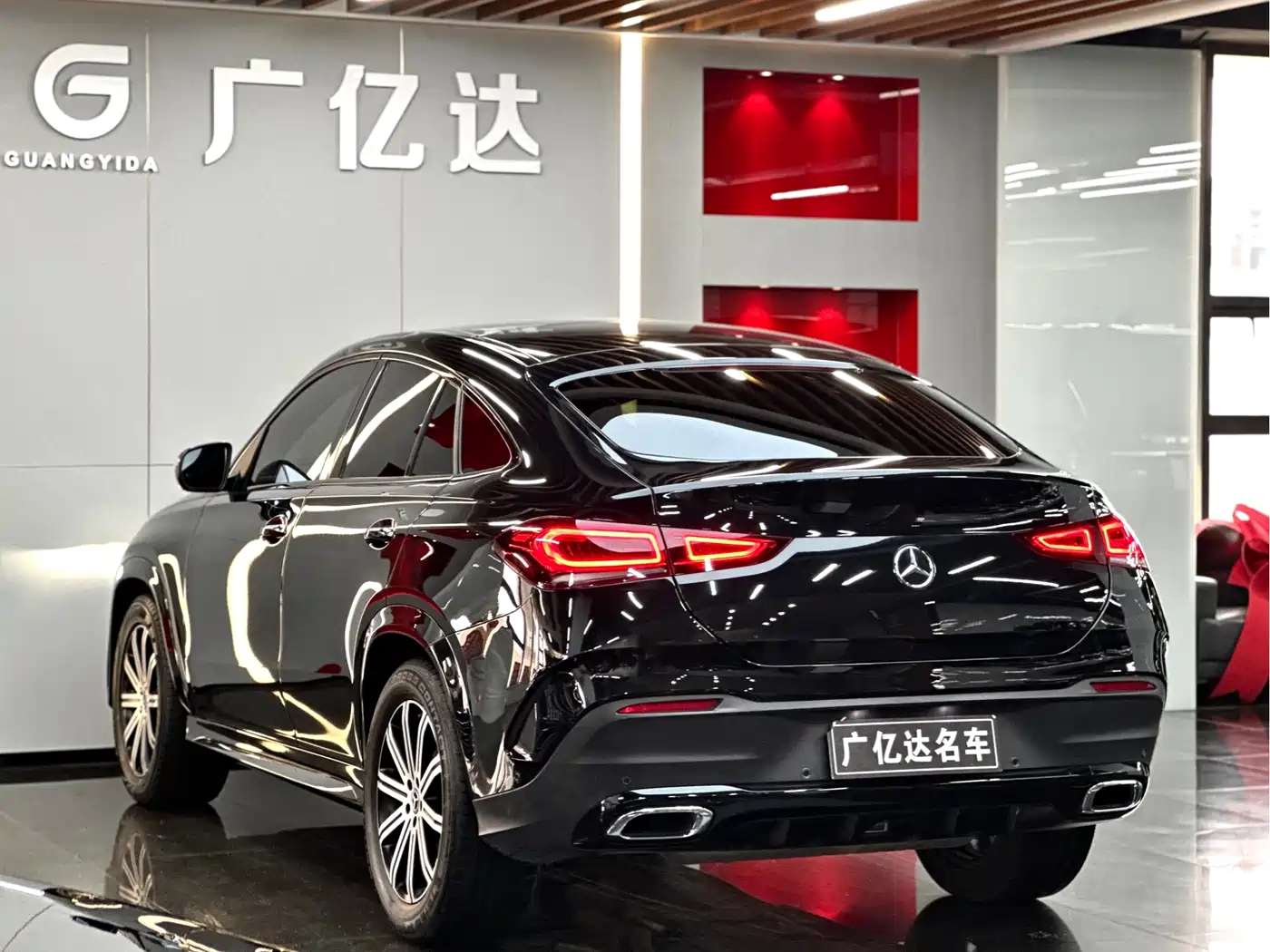 Mercedes-Benz GLE Coupe 2020 GLE 350 4MATIC Coupe SUV Luxury фото 22