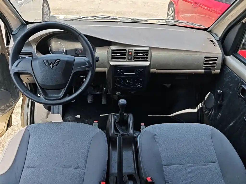 Wuling Motors Wuling Rongguang 2023 2021 1.5L Extended Basic L3C