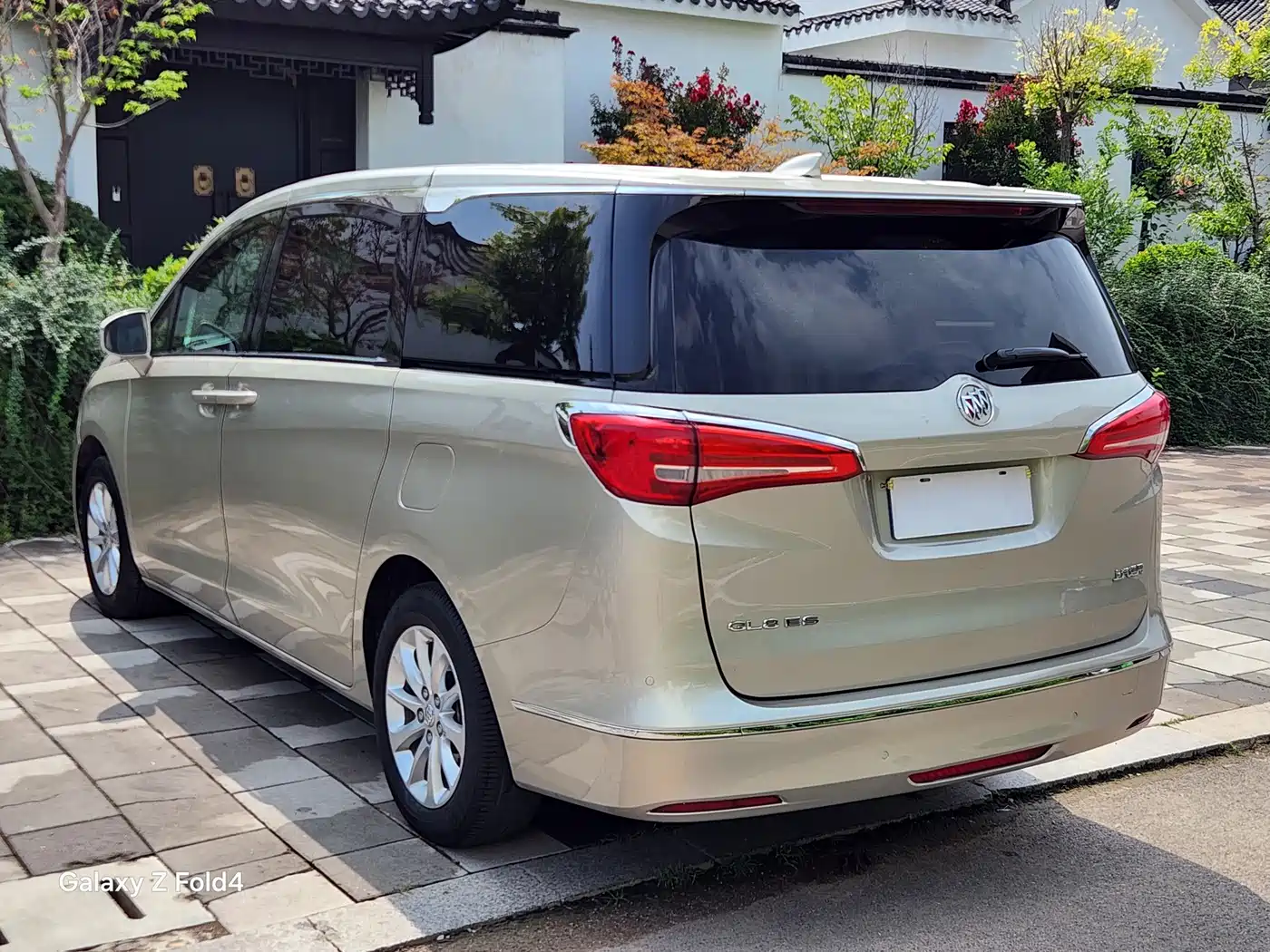 Фото 3 - Buick GL8