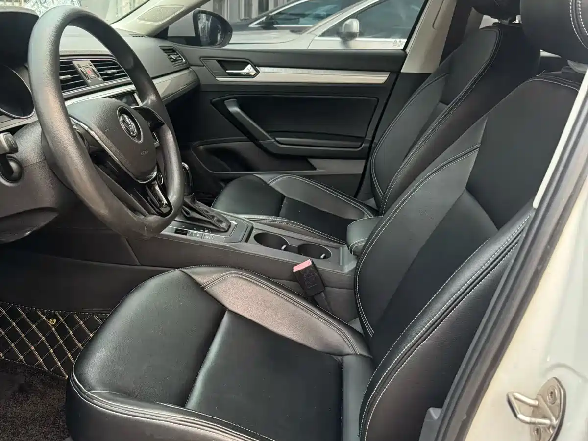 Volkswagen Lamando 2015 2015 230TSI DSG Style