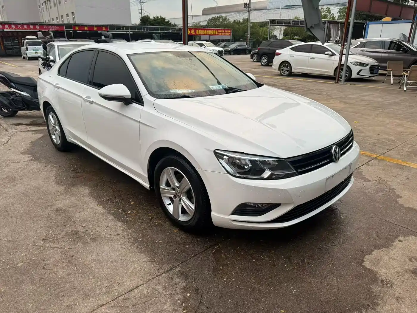 Volkswagen Lamando 2015 2015 230TSI DSG Style