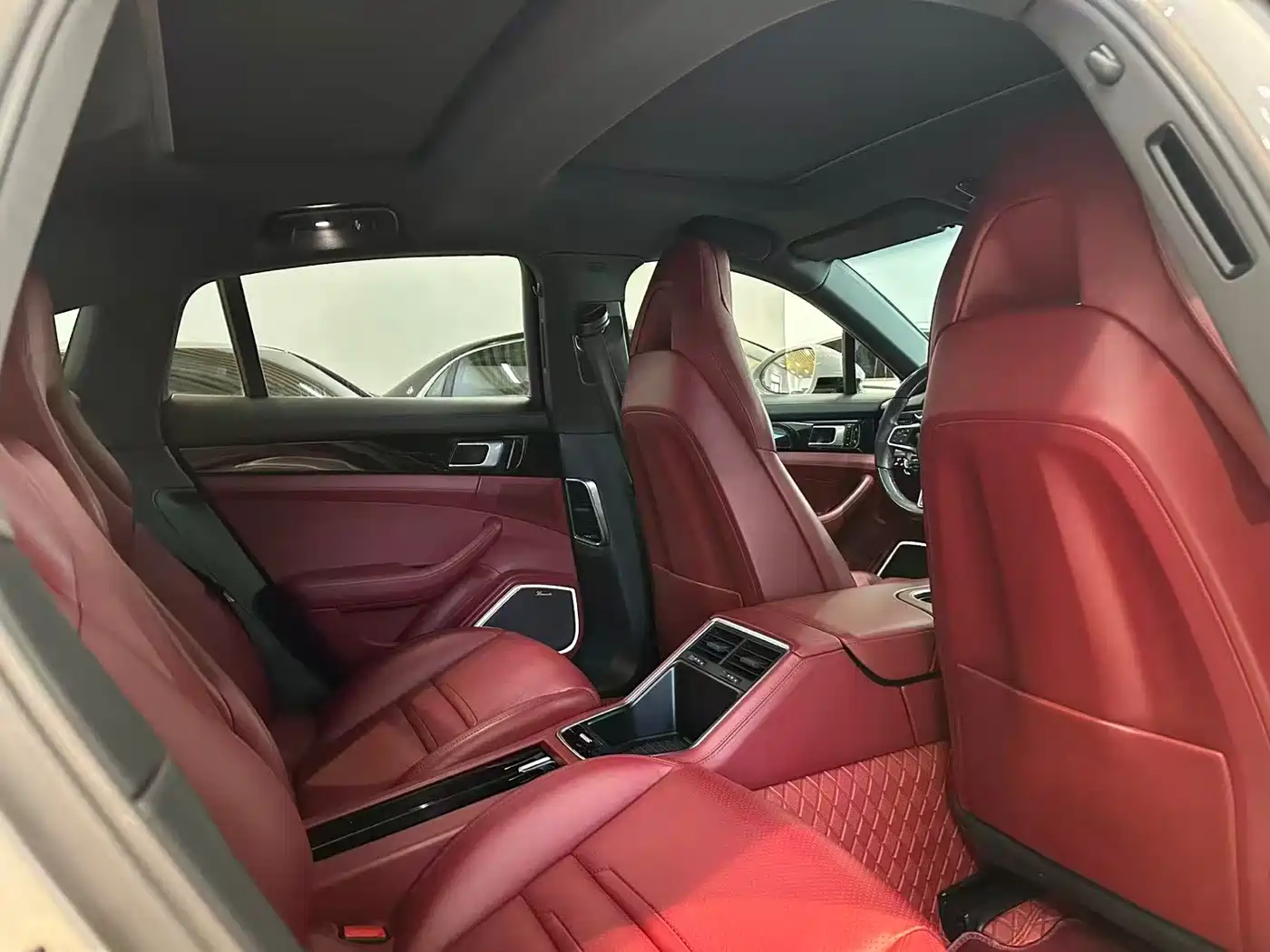 Porsche Panamera 2019 Panamera 2.9T фото 12