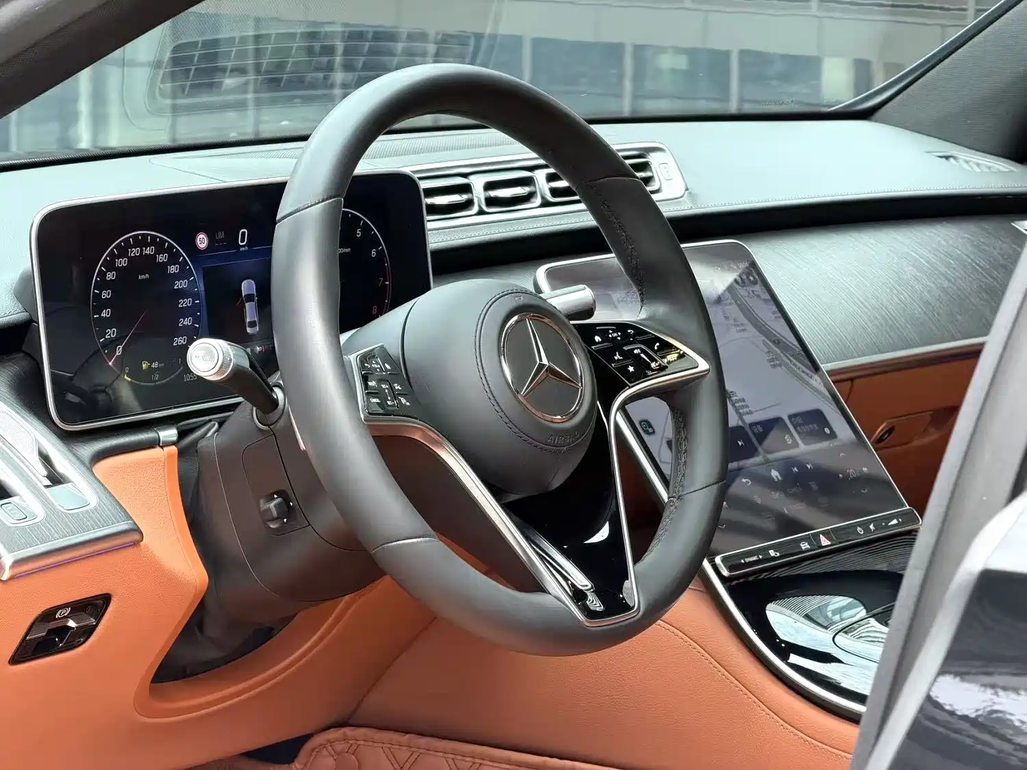 Photo 6 - Mercedes-Benz S-Class