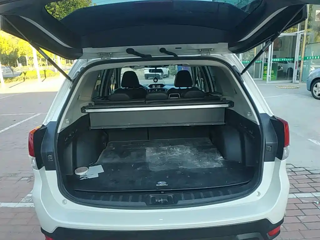 Photo 19 - Subaru Forester