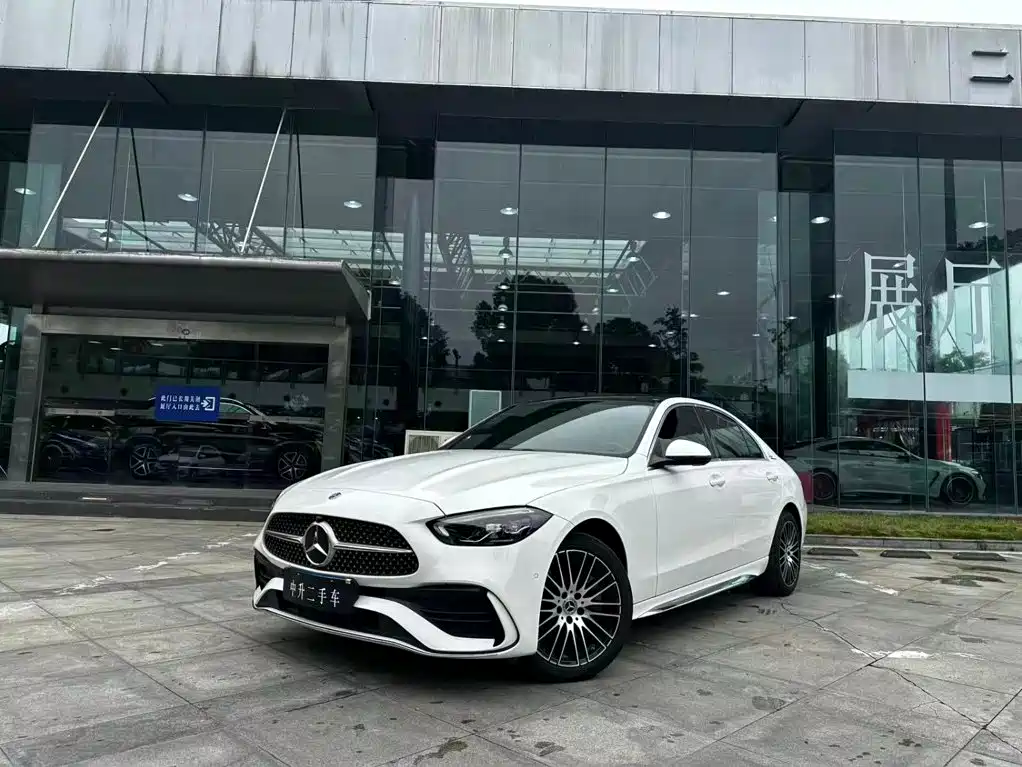 Фото 1 - Mercedes-Benz C-Class