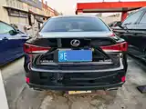 Фото 5 - Lexus IS