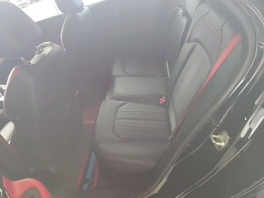 GAC Trumpchi Trumpchi Emkoo 2021 2021 270T DCT J15 Edition
