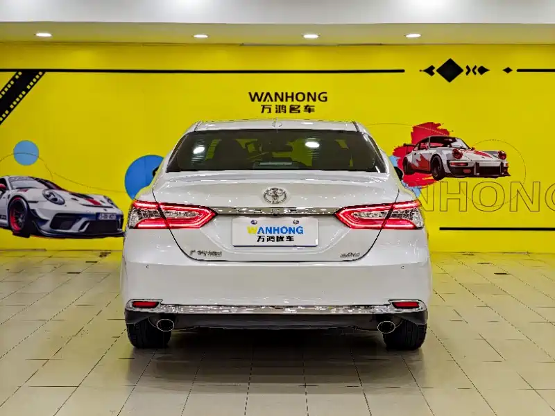 Toyota Camry 2023 2.0G Luxury Edition фото 8