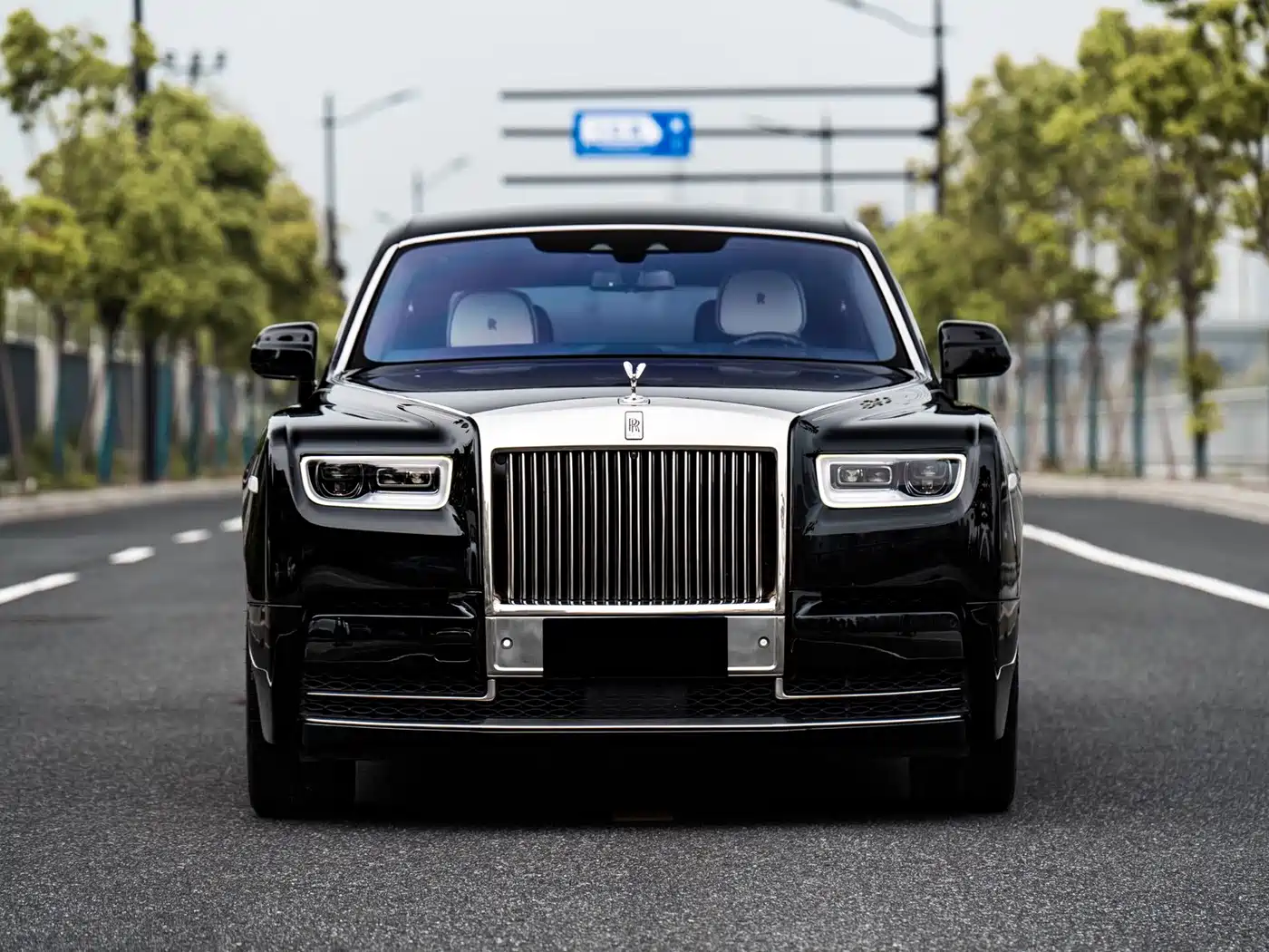 Rolls-Royce Phantom 2020 2018 6.7T Standard Wheelbase Version