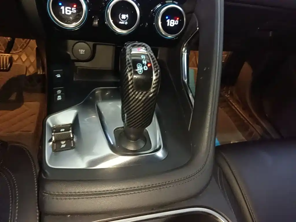 Jaguar E-PACE 2019 2018 Model P200 S China V
